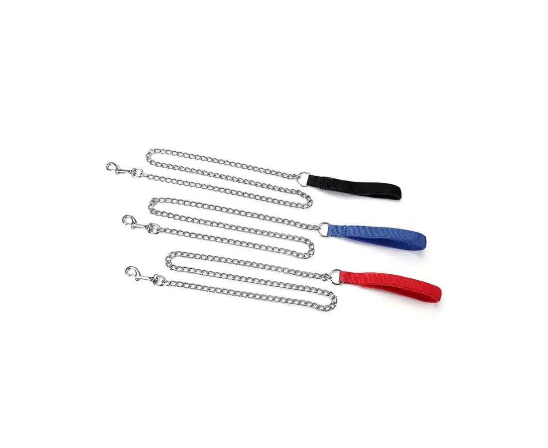 Металлическая цепочка поводок для крупных пород собак.